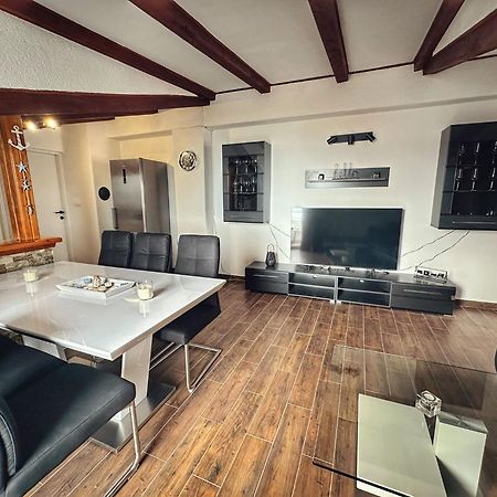 Knezevic Apartments Crikvenica Bagian luar foto
