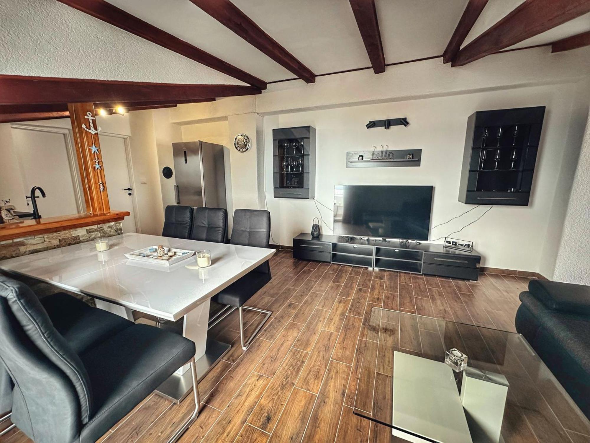 Knezevic Apartments Crikvenica Bagian luar foto